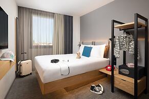 Moxy Lisbon City