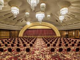 Rixos Premium Magawish Suites and Villas