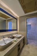 Rixos Premium Magawish Suites and Villas