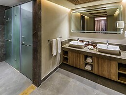 Rixos Premium Magawish Suites and Villas