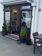 Hazelbrook Self Catering - Maximum 6 Persons