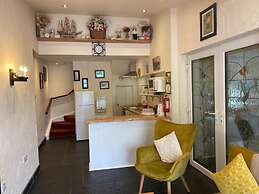 Hazelbrook Self Catering - Maximum 6 Persons
