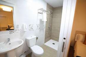 Hostal Palmones
