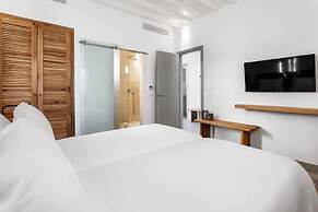 Island Mykonos Suites & Studios