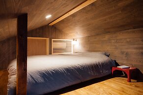 Bed and Craft