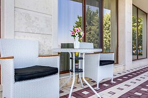 Apartcomplex Golden Bay