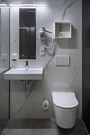 Home & Work Apartments