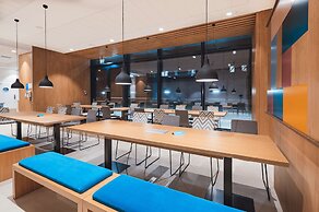 Hampton by Hilton Warsaw Reduta