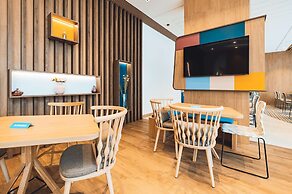 Hampton by Hilton Warsaw Reduta