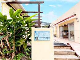 Asobi Base Yamabare House Ishigakijima