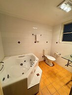 Taree Motor Inn