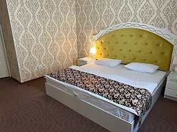 Reikartz Modarixon Bukhara