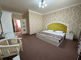 Reikartz Modarixon Bukhara