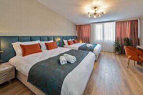 Nika Otel & Cafe