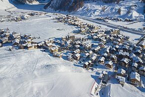 Italia 2 Ski in-Ski out 50m