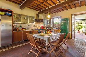Villa Pallina With Pool