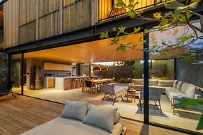 Hotel Cuatro Cuatros