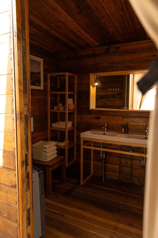 Hotel Cuatro Cuatros