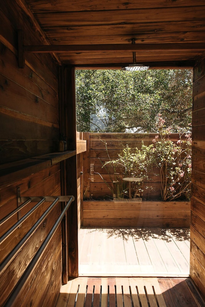Hotel Cuatro Cuatros
