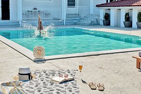 Aigli Villa