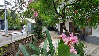 Thassos Apart Otel