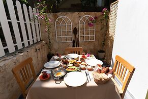 Holy Pansiyon