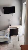 Alkyon Perea Apartments