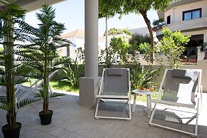 Cozy Corner Luxury Apartments