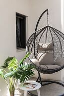 Cozy Corner Luxury Apartments