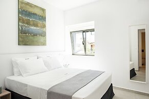 Cozy Corner Luxury Apartments