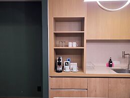 Felix by STX Hotel & Suite