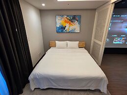 Felix by STX Hotel & Suite