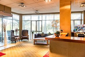 Ocean Breeze Hotel