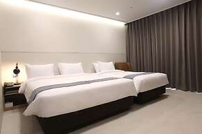 Hotel Skypark Daejeon 1