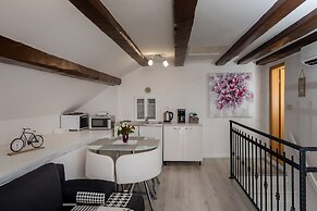 Old Town Charming Nest