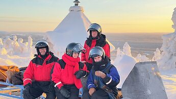 Overwater Hut Kuusamo