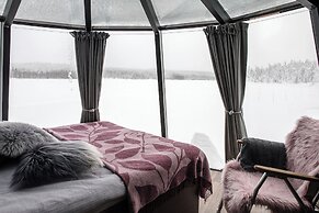 Overwater Hut Kuusamo