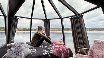 Overwater Hut Kuusamo