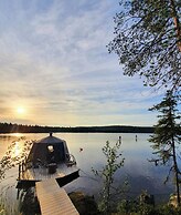 Overwater Hut Kuusamo