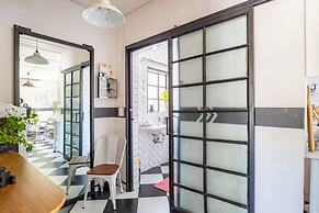 Retro-vintage New Yorker Apartment in Centurion