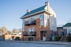 River Sirens Hotel