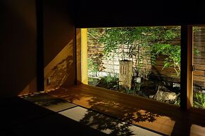 Marukyo Gakurinan