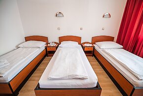Guesthouse Leški Dvor
