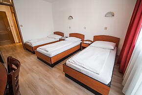 Guesthouse Leški Dvor