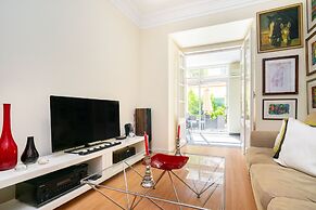 Alameda Patio Hideaway