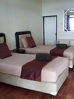 Cunang Hill Hotel & Resort