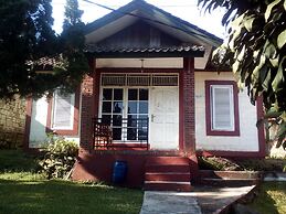 Cunang Hill Hotel & Resort