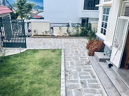 B Villa