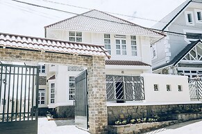 B Villa