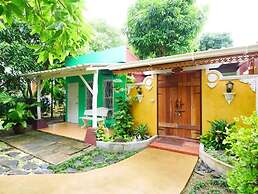 Forest Bungalows & Mama's Restaurant